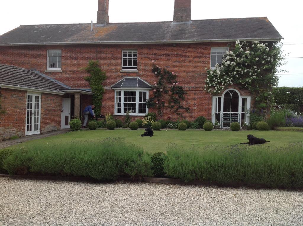 فندق Collingbourne Kingstonفي  Brunton Farmhouse المظهر الخارجي الصورة