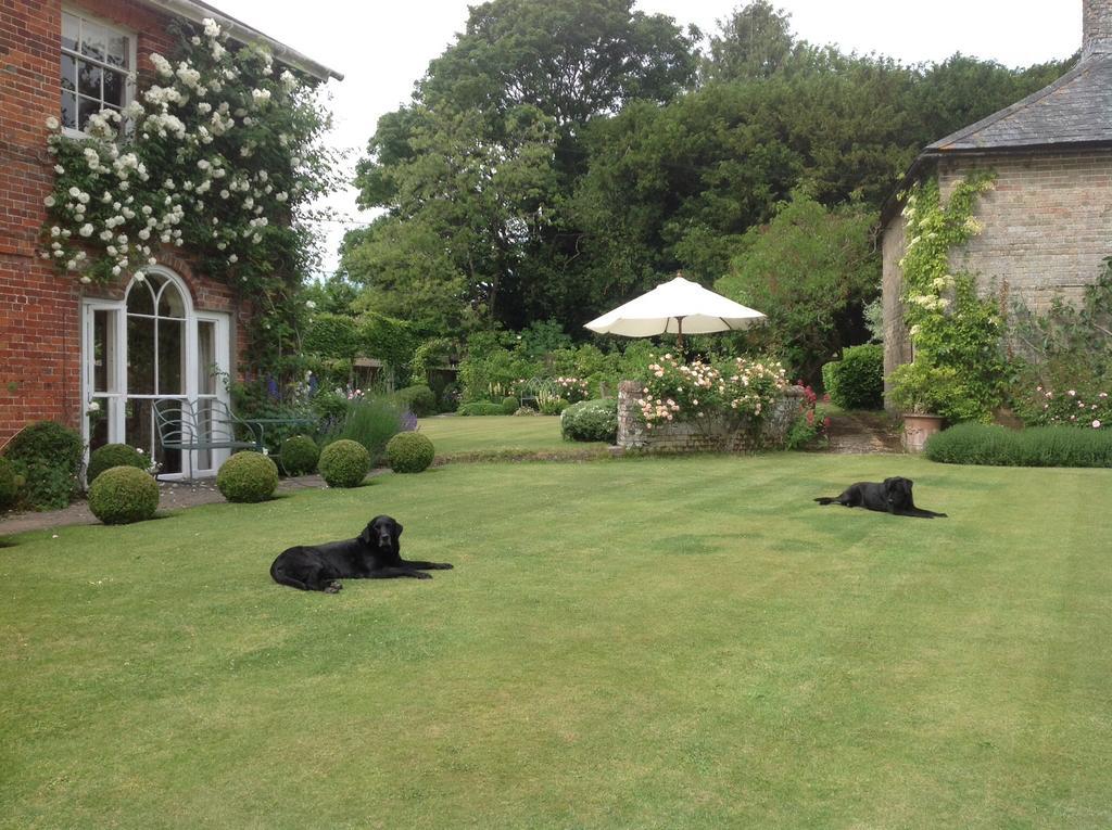 فندق Collingbourne Kingstonفي  Brunton Farmhouse المظهر الخارجي الصورة